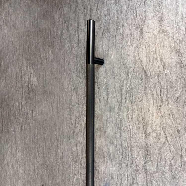 50" KNURLED LADDER PULL HANDLE BACK-TO-BACK - BLACK FINISH - 304 STAINLESS STEEL - MOD. L22